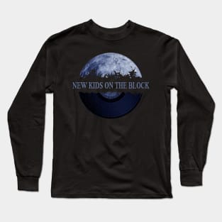 New Kids On The Block blue moon vinyl Long Sleeve T-Shirt